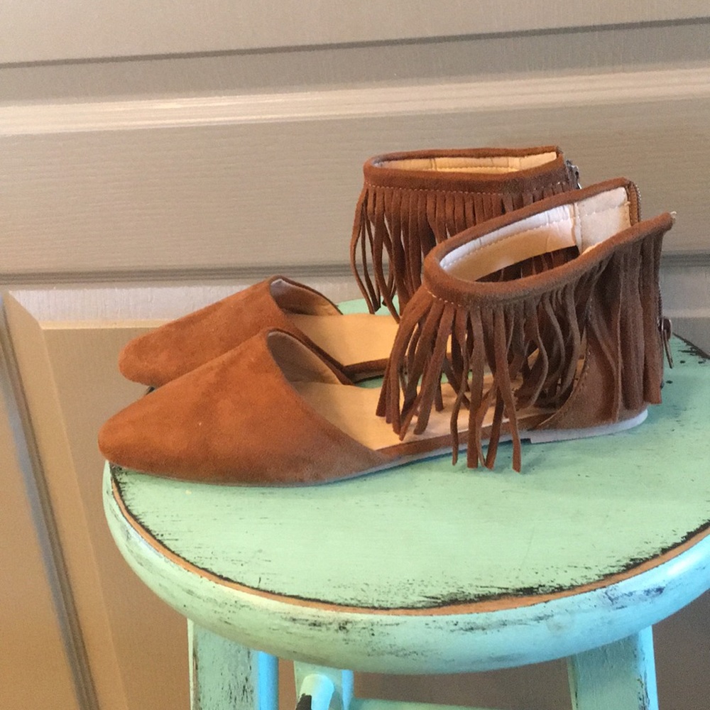 Suede fringe flats, size 9